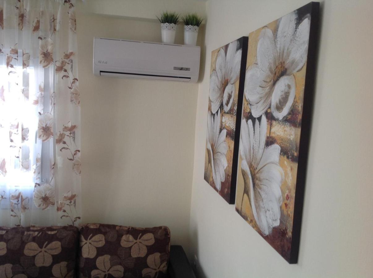 Myparalia Apartament ***** Buitenkant foto