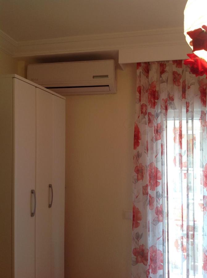 Myparalia Apartament ***** Buitenkant foto